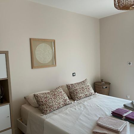 Belle Maison Contemporaine Ampus Zewnętrze zdjęcie